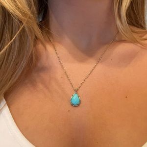 Kendra Scott Turquoise Drop Necklace *RARE*